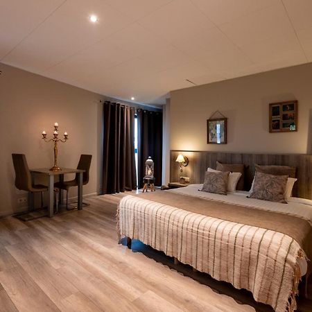 Hotel De La Tour Melen ภายนอก รูปภาพ